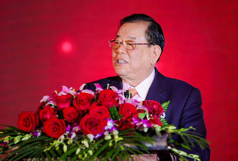 德業(yè)人將用心堅守使命,<br>為實現(xiàn)夢想不懼櫛風沐雨、砥礪前行。